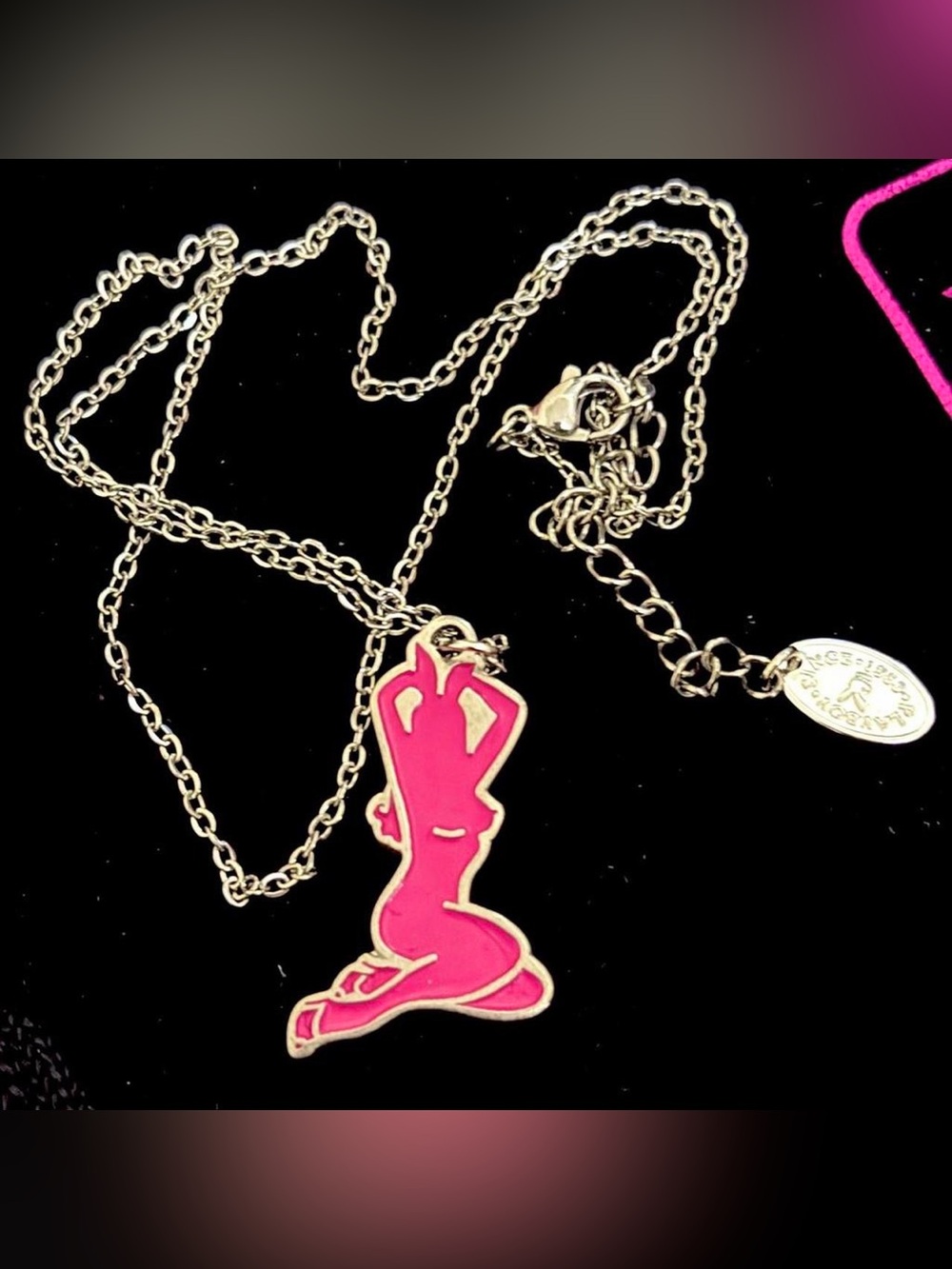 Playboy Y2K bunny ears girl bunny necklace - Picture 2 of 2